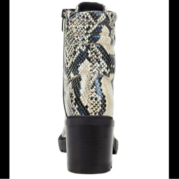 🍓MARC FISHER LABONI LEATHER SNAKESKIN PATTERN COMBAT
BOOTS 9.5M NWOB - Picture 7 of 8